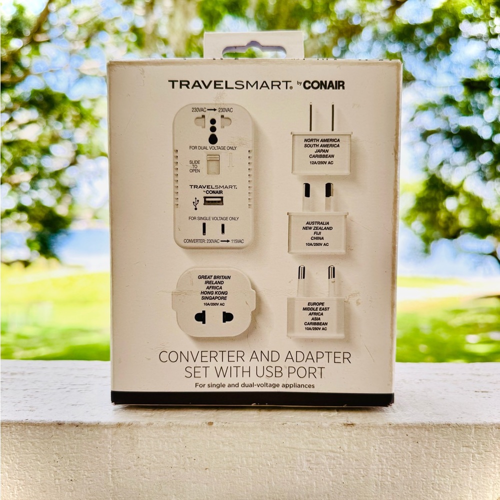 TravelSmart Converter by Conair Converter Adapter Set with USB Port BNIB!